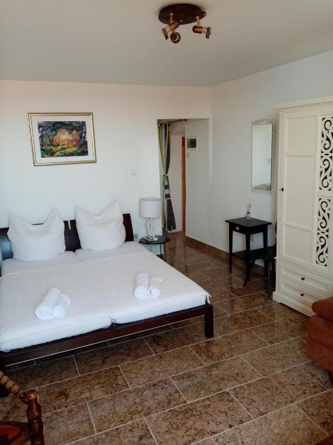 Casa Di Marko 105 M2 Garden Appartement Rovinj Buitenkant foto